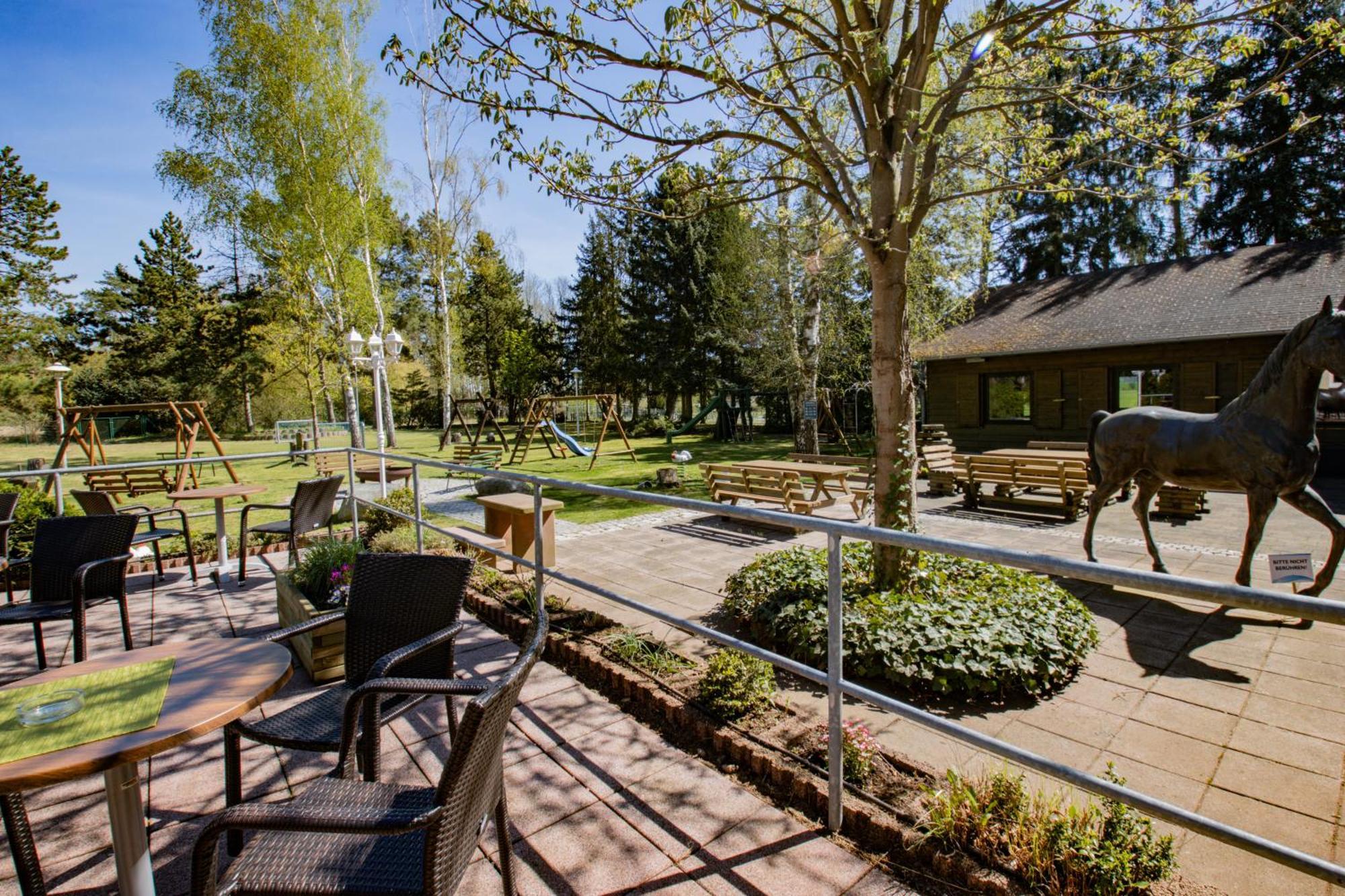 Ferien Hotel Spree-Neisse Neuhausen  Экстерьер фото